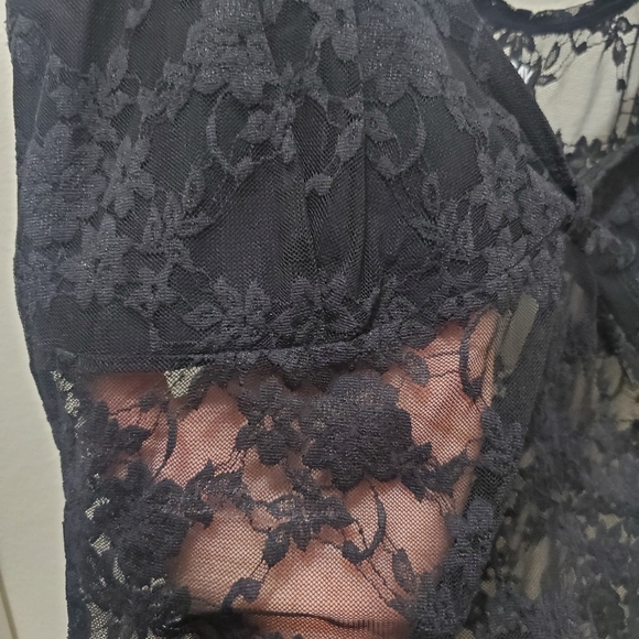 Monday - BLACK BODYSUIT - Picture 3 of 6